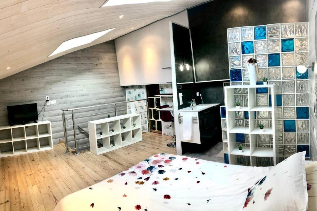 Duplex Atypique 20' De Toulouse Apartment Leguevin Ngoại thất bức ảnh